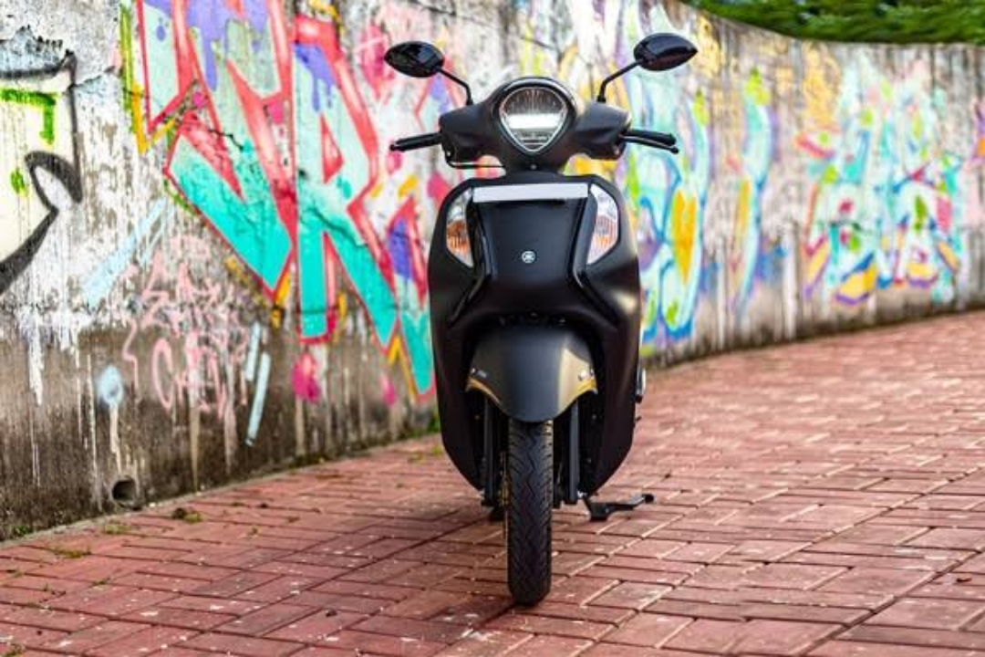 Yamaha fascino 125 Hybrid scooter